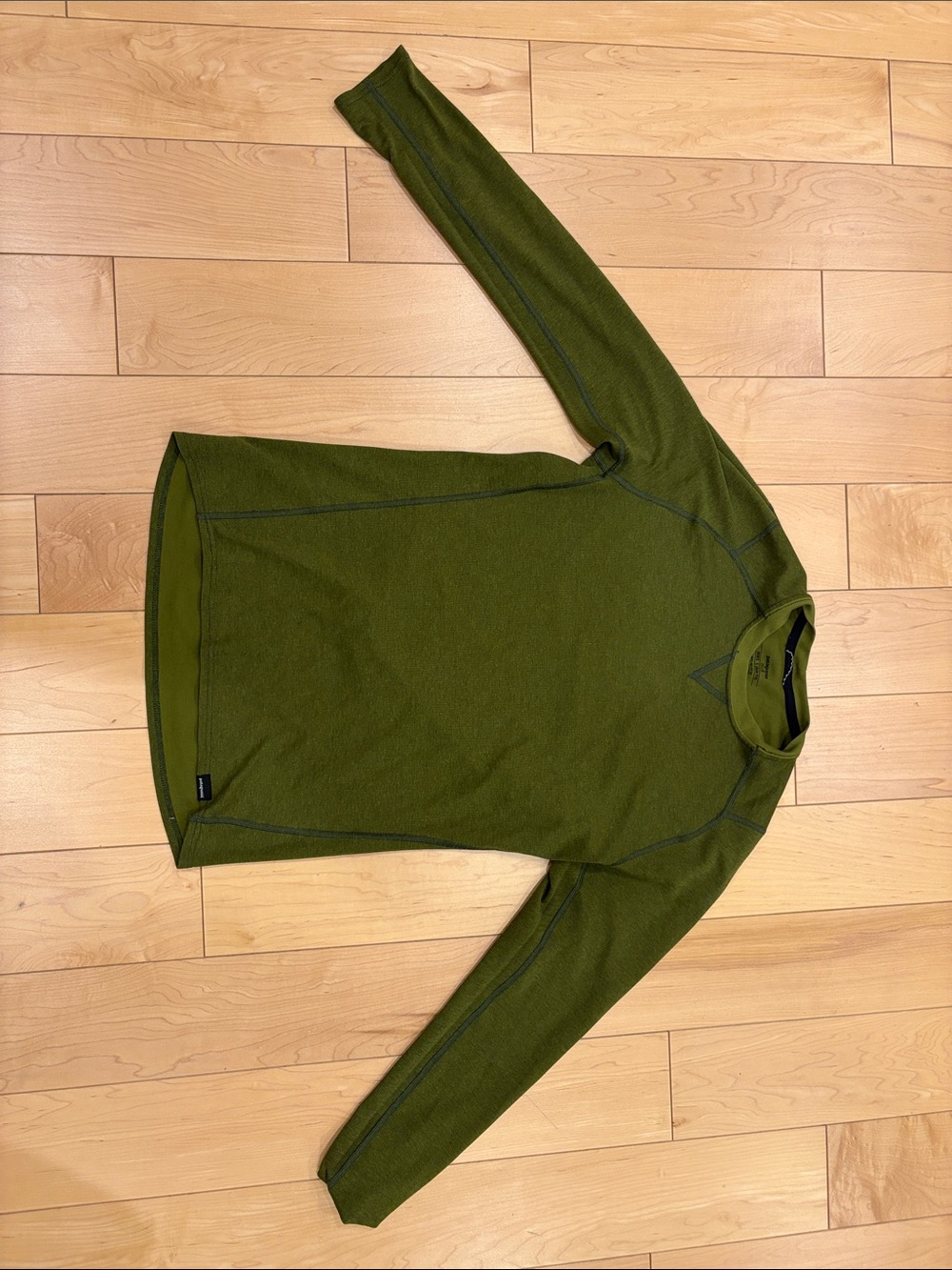 Patagonia Olive Green Crew Neck Long-Sleeve Shirt